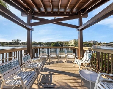 1624 Stickney Point Road - Photo Thumbnail 24