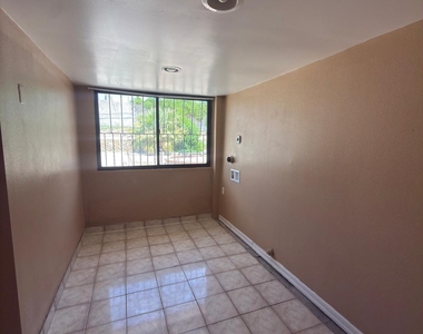 6115 Tesuque Drive - Photo Thumbnail 6