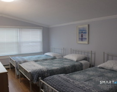 216 Broadway - Photo Thumbnail 12