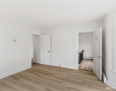 63 Reynolds Street - Photo Thumbnail 27