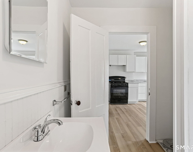 63 Reynolds Street - Photo Thumbnail 15