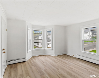 63 Reynolds Street - Photo Thumbnail 31