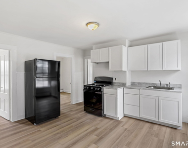 63 Reynolds Street - Photo Thumbnail 21