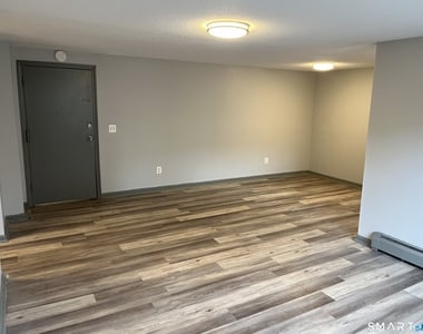 32 Cook Avenue - Photo Thumbnail 4
