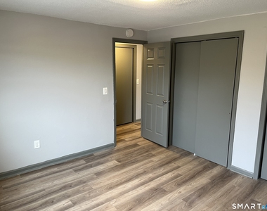 32 Cook Avenue - Photo Thumbnail 8
