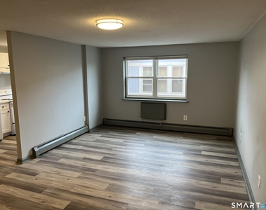 32 Cook Avenue - Photo Thumbnail 2