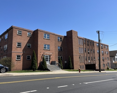 32 Cook Avenue - Photo Thumbnail 10