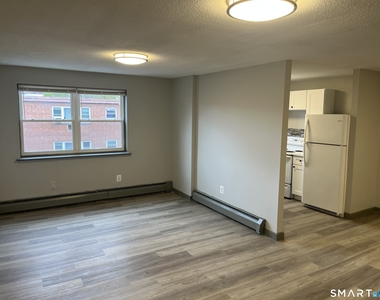 32 Cook Avenue - Photo Thumbnail 5