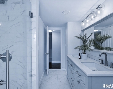 457 Summit Street - Photo Thumbnail 8