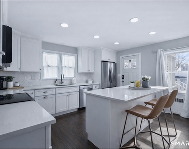 457 Summit Street - Photo Thumbnail 2