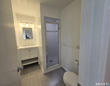 17 Loughran Avenue - Photo Thumbnail 11