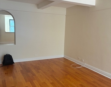 141 East 56th Street - Photo Thumbnail 1