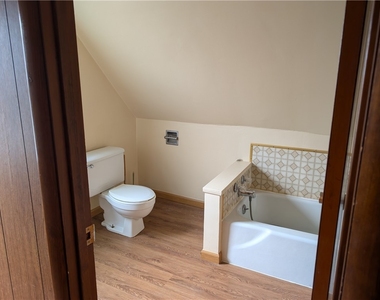 623.5 Conrad - Photo Thumbnail 7