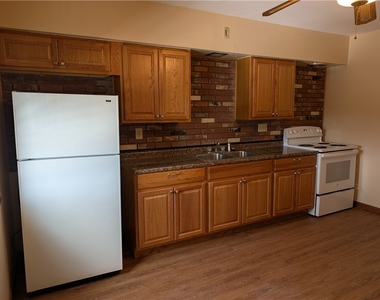619 Conrad - Photo Thumbnail 2