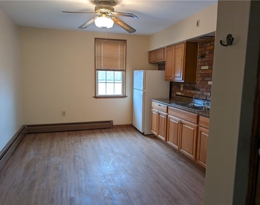 619 Conrad - Photo Thumbnail 6