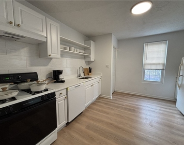 5520 Kentucky Ave - Photo Thumbnail 5