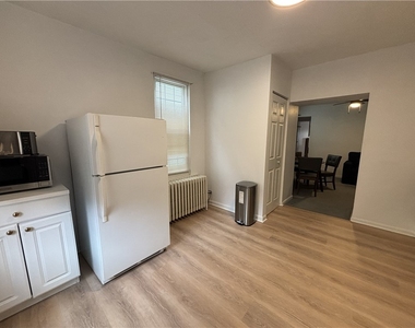 5520 Kentucky Ave - Photo Thumbnail 9