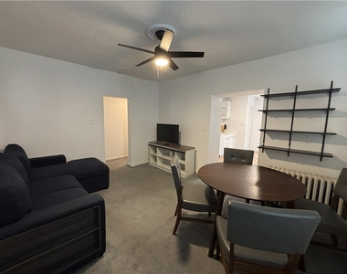 5520 Kentucky Ave - Photo Thumbnail 3