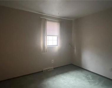 238 Timber Ln - Photo Thumbnail 13
