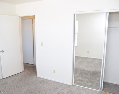 1360 Pacific Terrace Drive - Photo Thumbnail 35