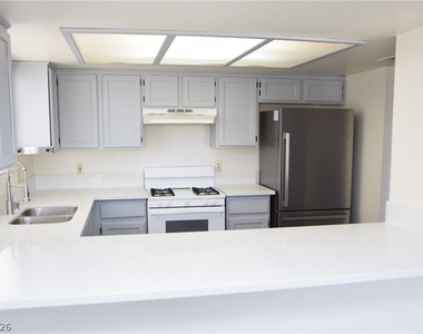 1360 Pacific Terrace Drive - Photo Thumbnail 8