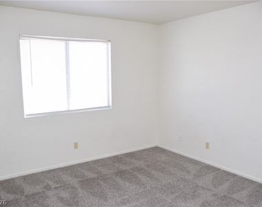 1360 Pacific Terrace Drive - Photo Thumbnail 27