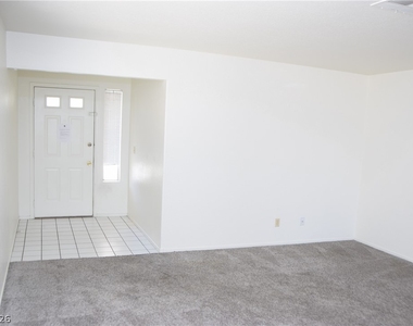 1360 Pacific Terrace Drive - Photo Thumbnail 4