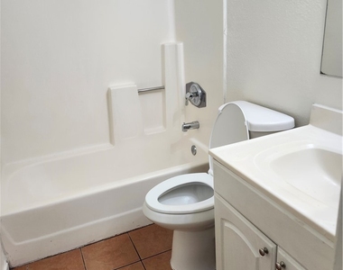 3437 E Cheyenne Avenue - Photo Thumbnail 2