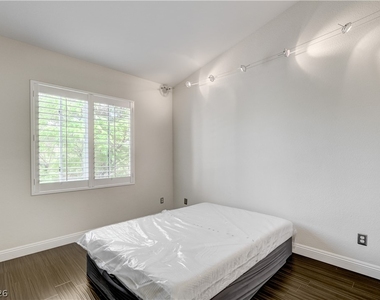 804 Peachy Canyon Cir. - Photo Thumbnail 20