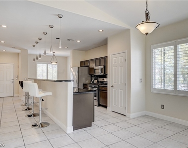 804 Peachy Canyon Cir. - Photo Thumbnail 4