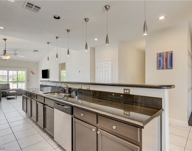804 Peachy Canyon Cir. - Photo Thumbnail 12