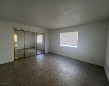 2781 Eldora Circle - Photo Thumbnail 8