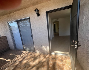 2781 Eldora Circle - Photo Thumbnail 3