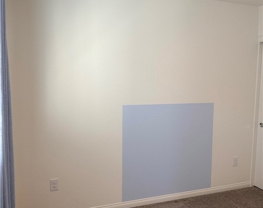 2626 Blue Dawn Falls Avenue - Photo Thumbnail 45