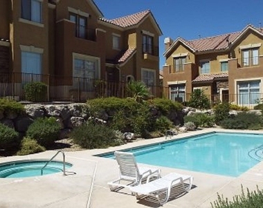 2784 Fountain Ridge Lane - Photo Thumbnail 32