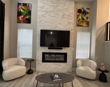 2784 Fountain Ridge Lane - Photo Thumbnail 15