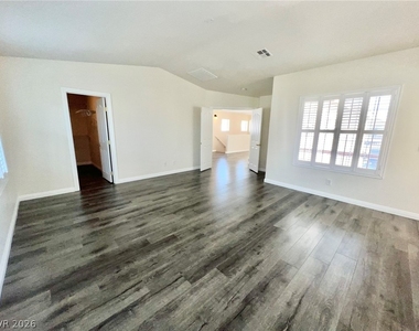 5014 Tunnel Falls Drive - Photo Thumbnail 30