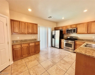 5014 Tunnel Falls Drive - Photo Thumbnail 12