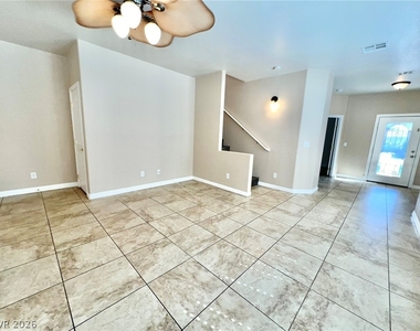 5014 Tunnel Falls Drive - Photo Thumbnail 10