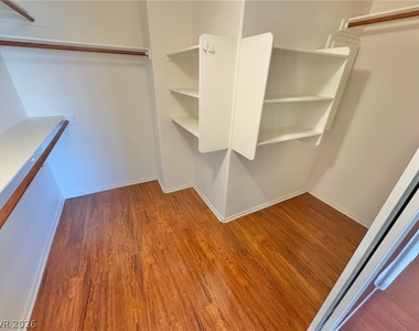 1249 Nevada Sky Street - Photo Thumbnail 16