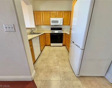 1249 Nevada Sky Street - Photo Thumbnail 2