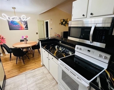 5131 Lindell Road - Photo Thumbnail 7