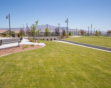 10025 Desert Bighorn Court - Photo Thumbnail 70