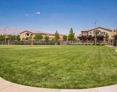 10025 Desert Bighorn Court - Photo Thumbnail 47