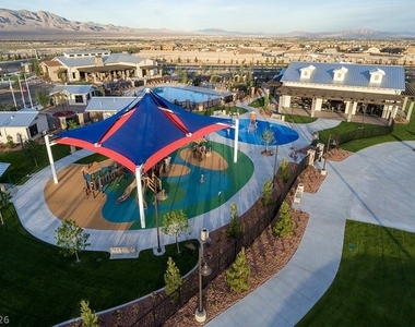 10025 Desert Bighorn Court - Photo Thumbnail 51