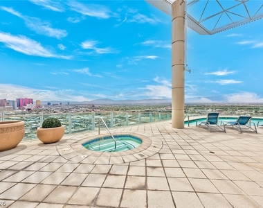 200 Hoover Avenue - Photo Thumbnail 12