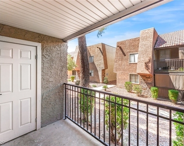 5317 Indian River Drive - Photo Thumbnail 16