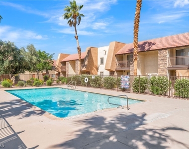 5317 Indian River Drive - Photo Thumbnail 20