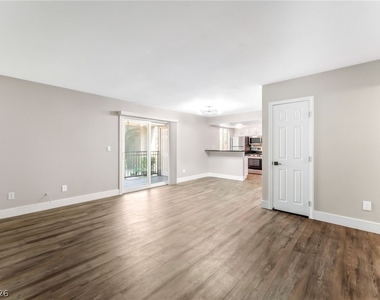 5317 Indian River Drive - Photo Thumbnail 3