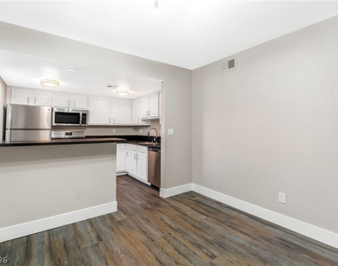 5317 Indian River Drive - Photo Thumbnail 5